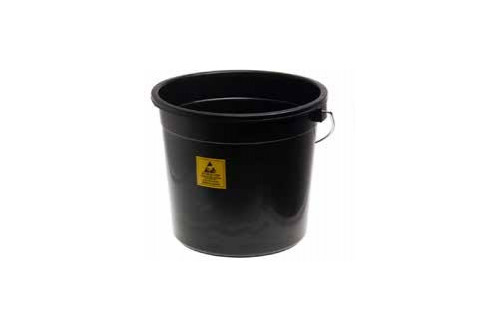  - Bucket made of conductive polypropylene