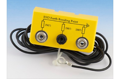  - Earth bonding point 2x 10mm studs and 1x banana